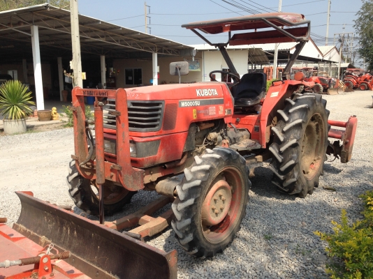 มาแล้ว KUBOTA M5000 พร้อมโรตารี่ติดดัวรถ