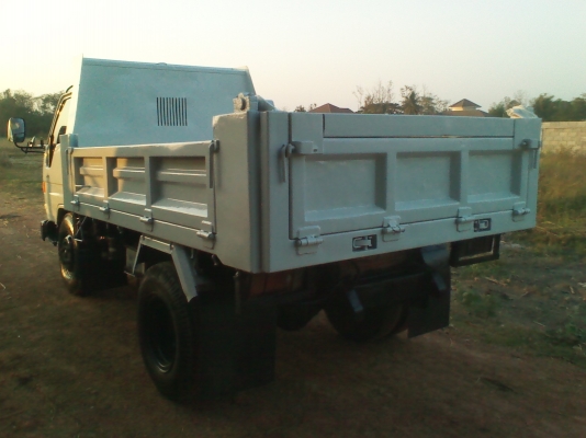 ขายรถบรรทุกหกล้อเล็ก โตโยต้า ไดน่า200