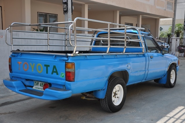 ขาย toyota hero LN56  เครื่อง 2Y แห้งๆ เบนซินติดแก๊ส พร้อมใช้งาน