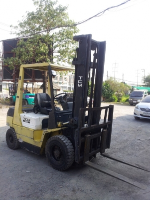 Forklift  TCM ขนาด 2.5 ตัน  ดีเซลC-240  ยกสูง 4.0MM เกียร์อัตโนมัติ  งาสไลด์