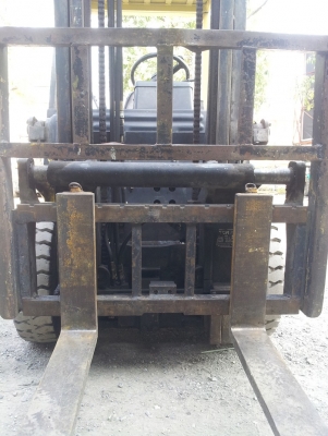 Forklift  TCM ขนาด 2.5 ตัน  ดีเซลC-240  ยกสูง 4.0MM เกียร์อัตโนมัติ  งาสไลด์