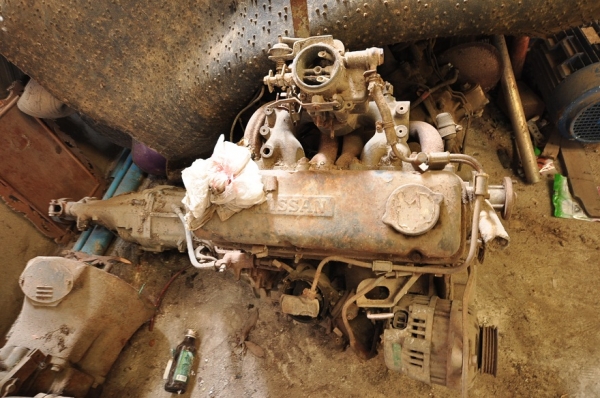 ขาย .................. เครื่อง nissan + เกียร์