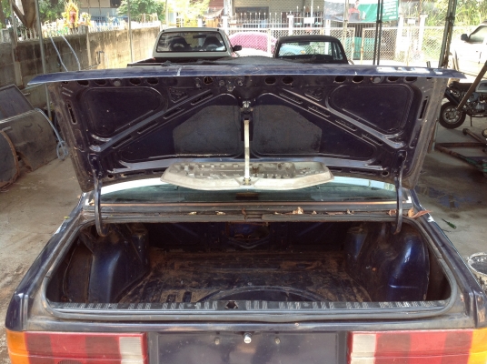 ขายซาก E30 2 ประตู