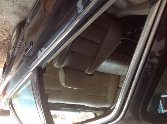 ขายซาก E30 2 ประตู