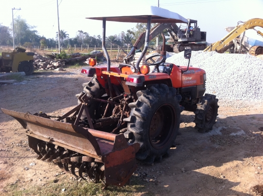 KUBOTA L3408 4x4 35แรงม้า มีเล่มทะเบียนพร้อมโอน KUBOTA L3408 4x4 35แรงม้า มีเล่มทะเบียนพร้อมโอน
