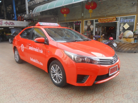 ดาวน์แท็กซี่ป้ายแดง150,000 บาทออกรถได้เลย ออกง่ายผ่อนสบาย ไม่ยุ่ง