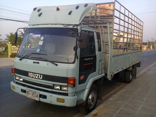 ขาย อีซูซุ 175 6BG1 ยาง 8.25 ยาว 5.30 เครื่องดี เกีร์ยดี คัซซีสวย พวงมาลัยเพาเวร์อ ทิฟฟี่ แอร์เย็น