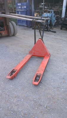 Sell> แฮนด์ลิฟท์มือสอง สภาพดี ปั้มไม่มีปัญหา กำแพงแสน นครปฐมครับ