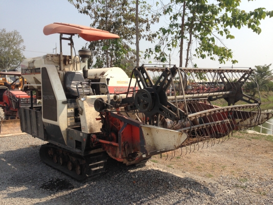 350,000 บาท มาแล้วรถเกี่ยวข้าว คูโบต้า DC60 350,000 บาท มาแล้วรถเกี่ยวข้าว คูโบต้า DC60