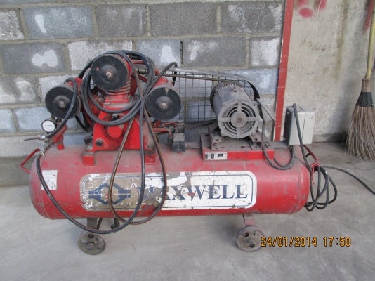 ขายปั้มลมใช้ไฟ3สายด่วนครับ