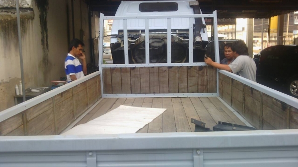 ขาย NKR 4 ล้อบรรทุก สวยพร้อมใช้