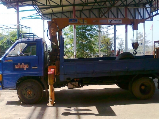 เครนแบบ 3 ปลอก ทาดาโน่ ยก 3 ตัน