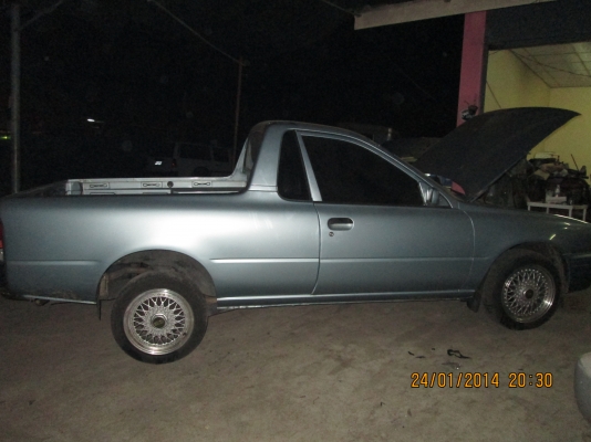 ขายกระบะนิสสันเอ็นวีสภาพสวย