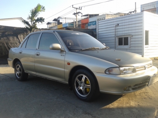 ขายBMW 318IA โฉม นกแก้ว E36 ปี2000 เกียร์ออโต้ ติดแก๊ส LPGลงเล่มแล้วขี่ดีมากวิ่งน้อย