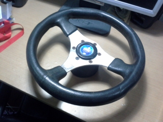 ขายพวงมาลัยmomoสวยๆหนังก็สว500