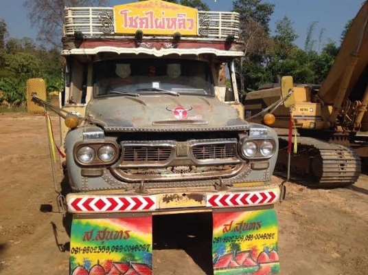 ขายด่วน แบ็คโคร  Cat 320 Version2 ราคาเบาๆ รถสวยยังใช้งานอยู้