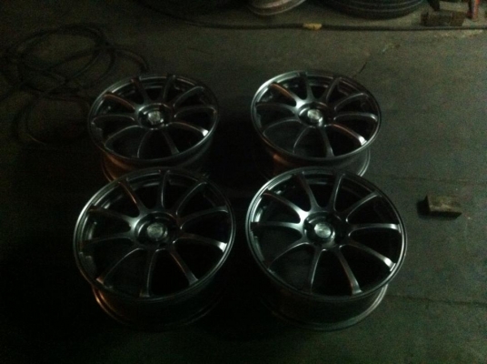 ล้อ ADVAN RS ขอบ 17 4รู100 กว้าง 7 ออฟ 38 สีเทา ล้อ ADVAN RS ขอบ 17 4รู100 กว้าง 7 ออฟ 38 สีเทา