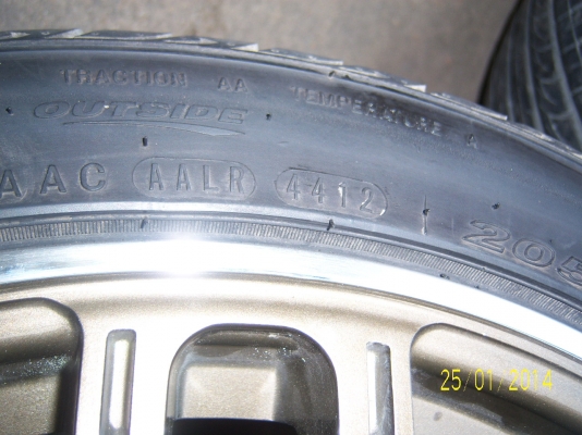 แม็กขอบ17x7พร้อมยาง205 45 17