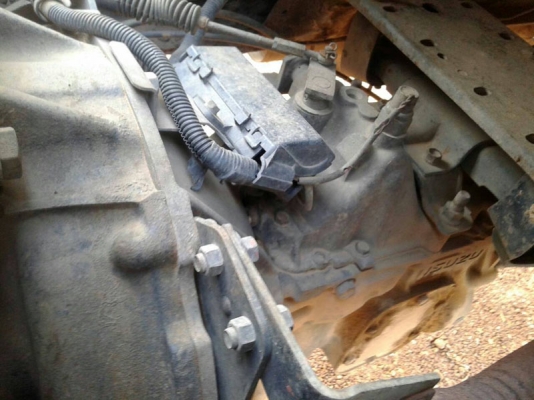 Isuzu NKR รถห้างแท้ ปี 46 ยาว 4.5 เมตร คอกสูงพืชไร่ พร้อมใช้ครับ