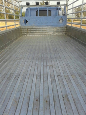 Isuzu NKR รถห้างแท้ ปี 46 ยาว 4.5 เมตร คอกสูงพืชไร่ พร้อมใช้ครับ