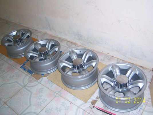 แม็กเล็บเยี่ยว