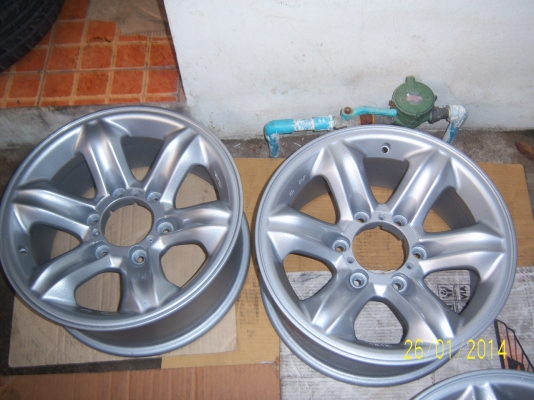 แม็กเล็บเยี่ยว