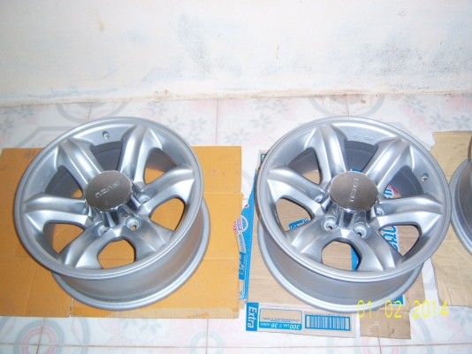 แม็กเล็บเยี่ยว