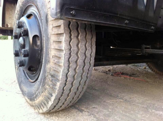 ขาย 6 ล้อ ดั้ม HINO 195 แรง เครื่อง HO7C