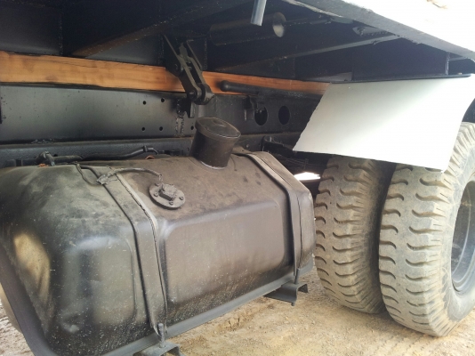 ขาย 6 ล้อ ดั้ม HINO 195 แรง เครื่อง HO7C