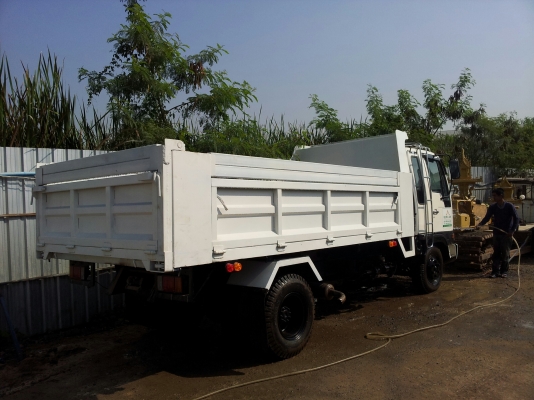 ขาย 6 ล้อ ดั้ม HINO 195 แรง เครื่อง HO7C