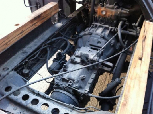 ขาย 6 ล้อ ดั้ม HINO 195 แรง เครื่อง HO7C