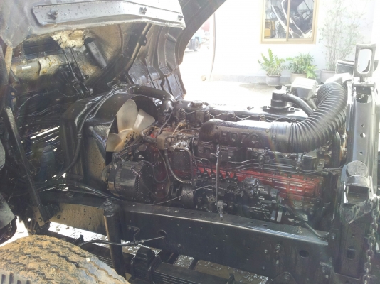 ขาย 6 ล้อ ดั้ม HINO 195 แรง เครื่อง HO7C