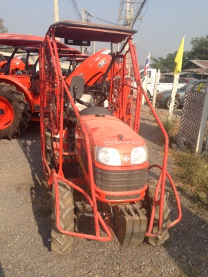 สภาพนางฟ้า KUBOTA B2420 พร้อมโครงกันอ้อย ชั่วโมงน้อยสุดๆ