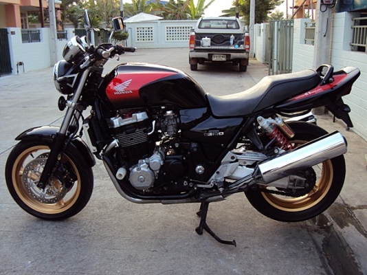 ขาย ...Honda CB1300... อินวอย+สรรพสามิต !!!!! ขาย ...Honda CB1300... อินวอย+สรรพสามิต !!!!!