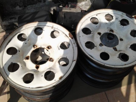 ยาง 245/75 ขอบ16 ปี10 สภาพดี และกระทะซูซูกิ 5 รู 139