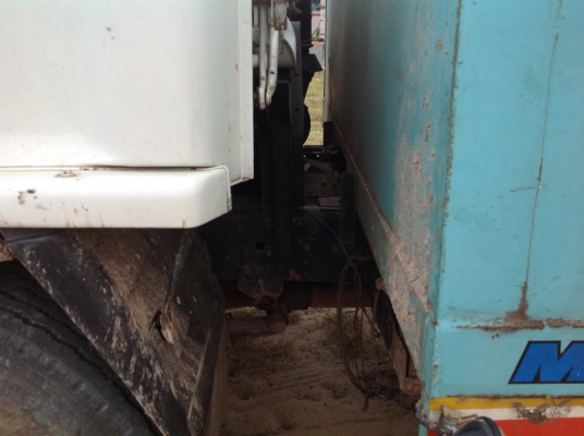 ขายด่วนเทลเลอร์บรรทุกรถเกี่ยวข้าวหรือแมคโคร 6BG1 เครื่อง 175 แรง พวงมาลัยพาวเวอร์ เบรคทิฟฟี่ ขายด่วนเทลเลอร์บรรทุกรถเกี่ยวข้าวหรือแมคโคร 6BG1 เครื่อง 175 แรง พวงมาลัยพาวเวอร์ เบรคทิฟฟี่