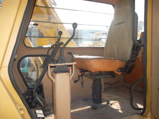 ขายรถขุดมิตซูE70      MS070-8 เก่าจากนอก ขายตามสภาพ สน  ใจติดต่อ   พรเทพแทรคเตอร์ 085 040844 1