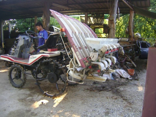 ขายรถดำนาสภาพพร้อมใช้85000 ขายรถดำนาสภาพพร้อมใช้85000