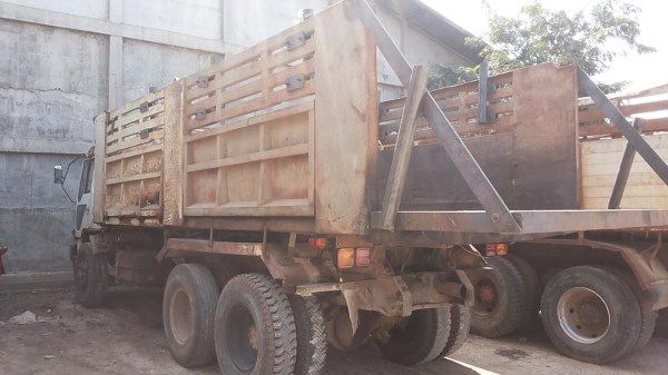 **1,030,000 บ.ต่อรอง**ขาย10ล้อ2เพลาดั๊ม"ไอ้หลงโบ" MITSU FN527M-TF4087 เครื่องเดิมเกียร์เดิม 10สปีด เครื่อง 6D16-TF4087 220แรง เครื่องดี แรงดี ช่วงล่างเบรคใหญ่ เพลาบุ๋ม คัสซีสวยเดิมไม่ปะไม่ดาม กระบะดั๊มเหล็กKAC สภาพดี ฝาข้างแผ่นหลัง2ข้างเปลี่ยนมา