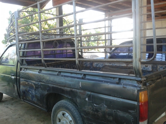 รถกระบะ นิสสันบิ๊กเอ็ม ฝาแดง 2500 รถคอกสวยเครื่องดี