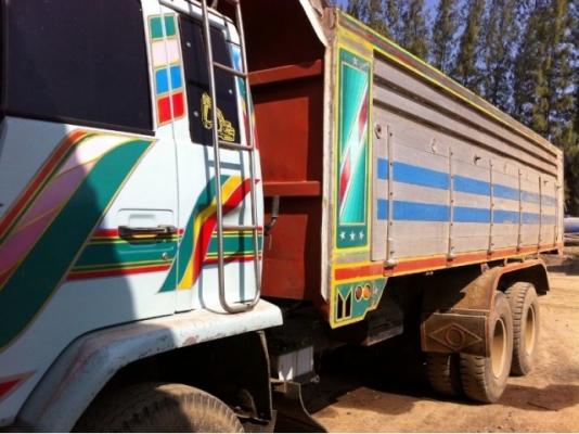 ขาย10ล้อดัมพ์ 2 เพลา เครื่อง 210 แรง สภาพพร้อมใช้ เอกสารพร้อมโอน