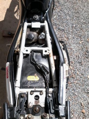 ขายฮอนด้าบีท 110 ทะเบียนเต็มพร้อมโอนเครื่องเดิมยังไม่เคยแกะชุดสีมีแตกหักเหมาะสำหรับนักปั้น ขาย 6900 บาท