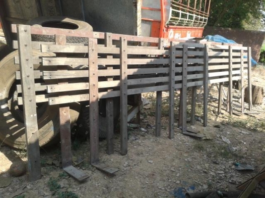 ขายหกล้อ Nissan วางเครื่อง Mitsubishi 4 สูบ 115 แรง หัวยกได้ ทะเบียนพร้อม