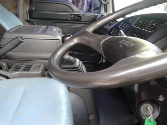 สิบล้อเพลาเดียวรั้ว 200 แรงม้า รถสวย พร้อมใช้งาน สิบล้อเพลาเดียวรั้ว 200 แรงม้า รถสวย พร้อมใช้งาน