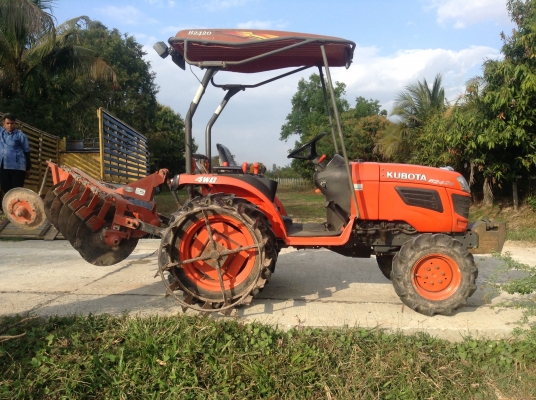 ขายครับ Kubota B2420 24แรง 2 เพลา ตัวใหม่ครับ เอกสารพร้อมโอน