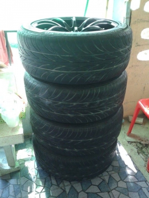 ขาย ล้อ ขอบ 18 สวยๆ ยางเหลือ อีกเยอะ คับ ไม่เคยซ้อม พร้อม อาแด็บเตอร์ 15000