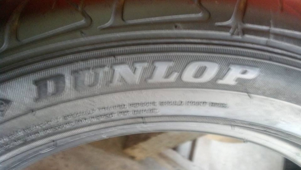 ยางดันลอป 195-55-15 ปี 12 สวยๆ 4 เส้น 3700 บาท