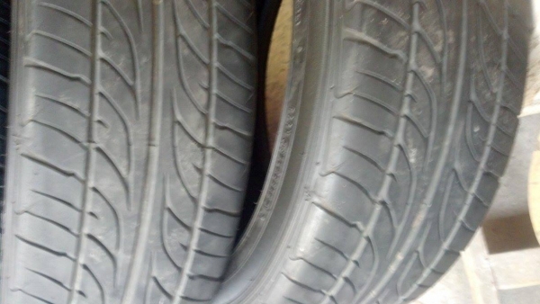 ยางดันลอป 195-55-15 ปี 12 สวยๆ 4 เส้น 3700 บาท