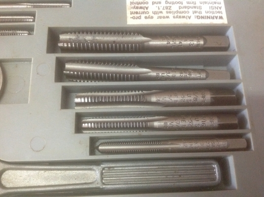 ขายชุดต๊าปเกลียวนิ้ว Vintage Craftsman 38 ชิ้น