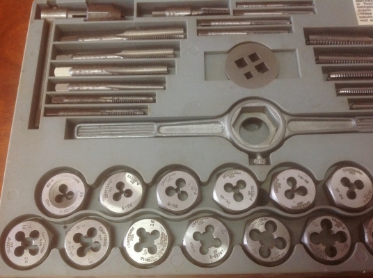 ขายชุดต๊าปเกลียวนิ้ว Vintage Craftsman 38 ชิ้น